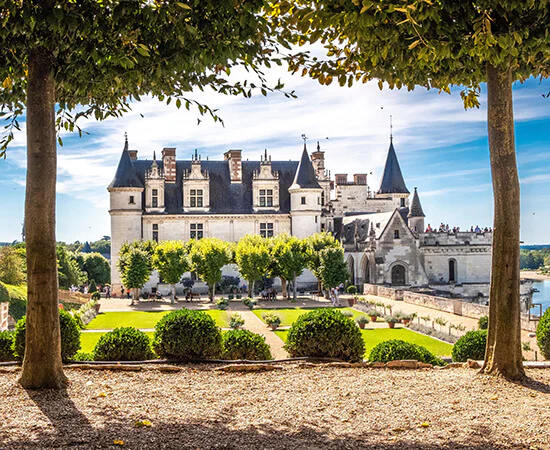 Loire-Valley-home-intro